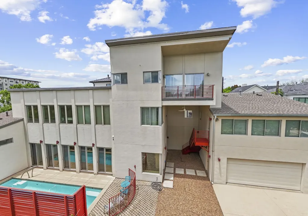1634 Marshall Street Houston TX 77006