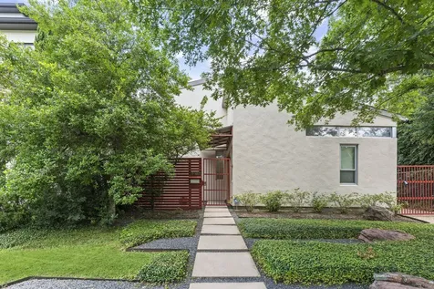 1634 Marshall Street Houston TX 77006