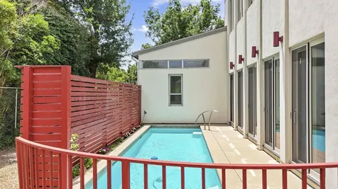 1634 Marshall Street Houston TX 77006