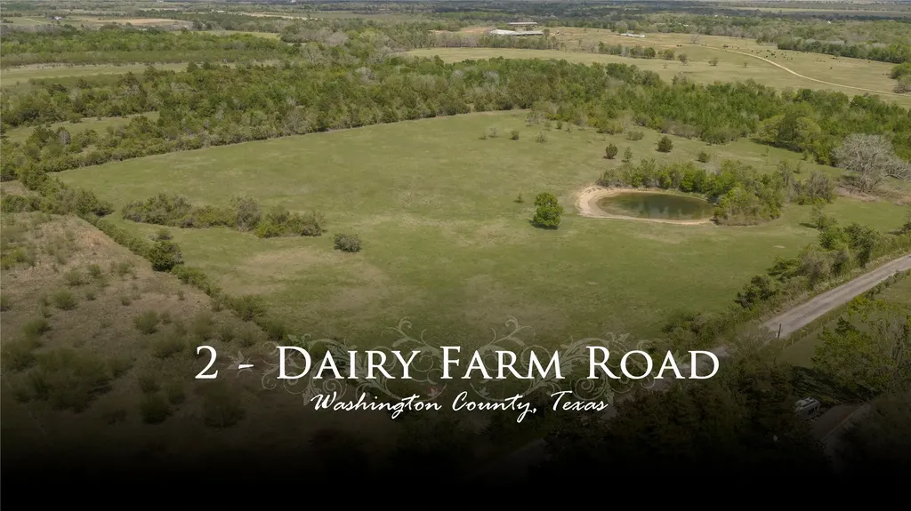 2 Dairy Farm Road Chappell Hill TX 77426