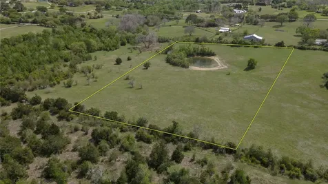 2 Dairy Farm Road Chappell Hill TX 77426