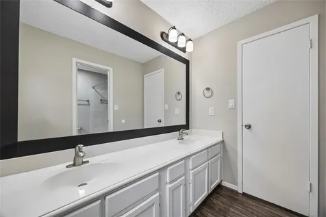 6527 Briar Glade Drive Houston TX 77072