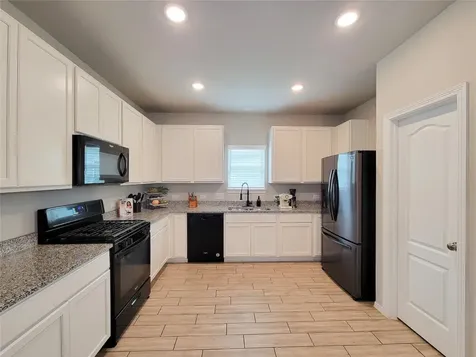 24802 Winema Woods Lane Houston TX 77336