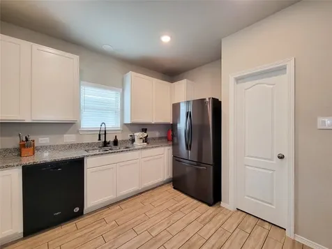 24802 Winema Woods Lane Houston TX 77336