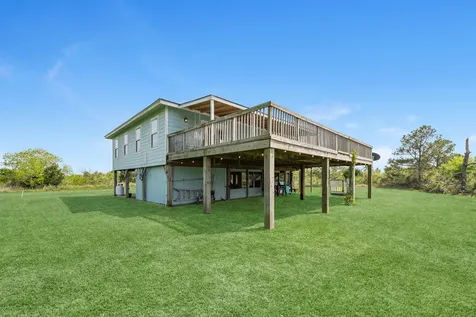 510 Flamingo Drive Smith Point TX 77514
