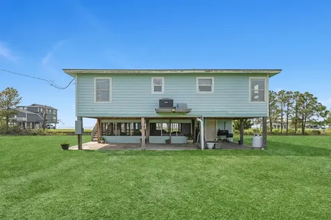 510 Flamingo Drive Smith Point TX 77514