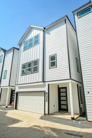 426 Sikes Street A Houston TX 77018