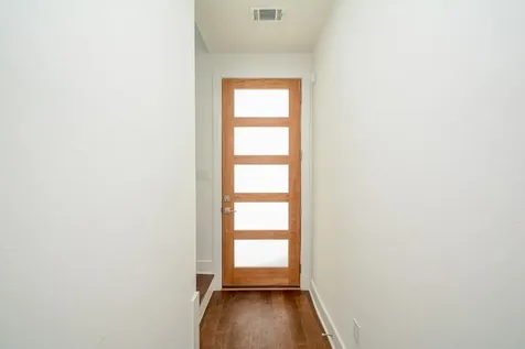 426 Sikes Street A Houston TX 77018