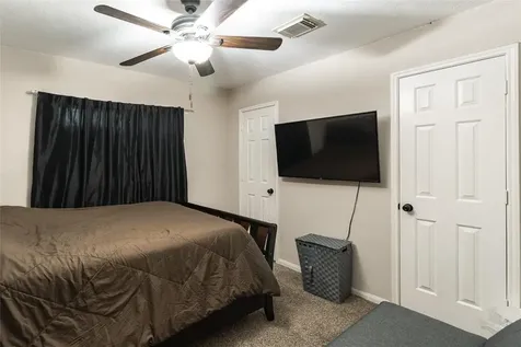 1417 Tx-146 S La Porte TX 77571