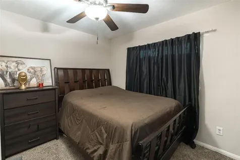 1417 Tx-146 S La Porte TX 77571