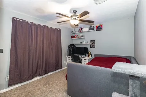 1417 Tx-146 S La Porte TX 77571