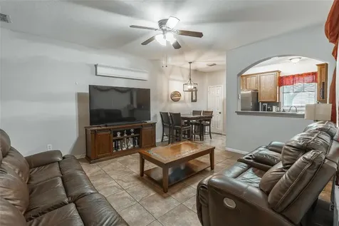 1417 Tx-146 S La Porte TX 77571