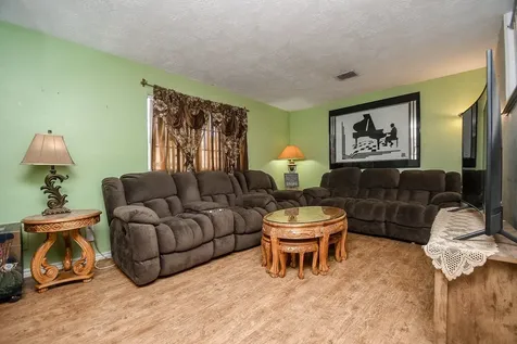 7136 Crownwest Street 7136 Houston TX 77072
