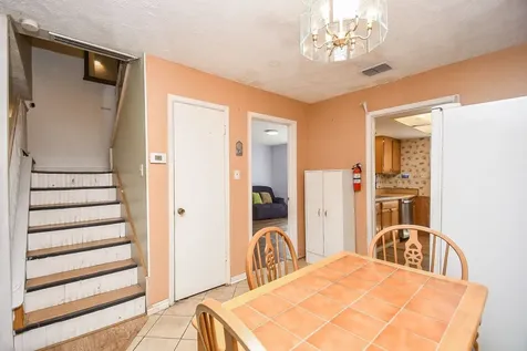 7136 Crownwest Street 7136 Houston TX 77072