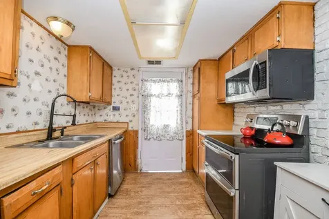 7136 Crownwest Street 7136 Houston TX 77072