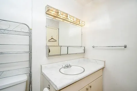 7136 Crownwest Street 7136 Houston TX 77072