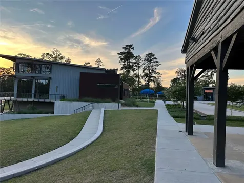 226 Skybranch Court Conroe TX 77304