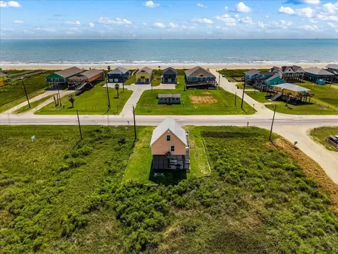 2301 Blue Water Highway Surfside Beach TX 77541