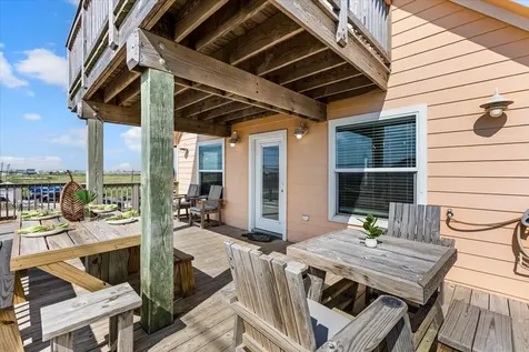 2301 Blue Water Highway Surfside Beach TX 77541