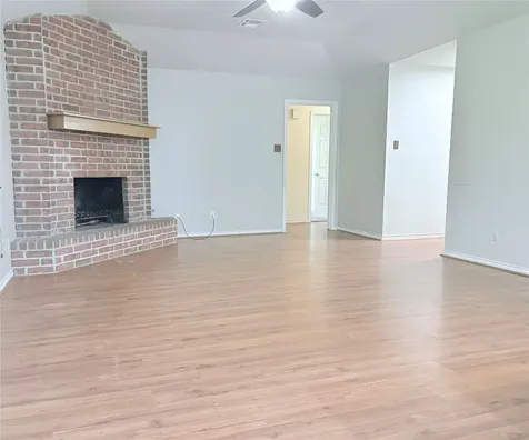 3820 Clover Drive Alvin TX 77511