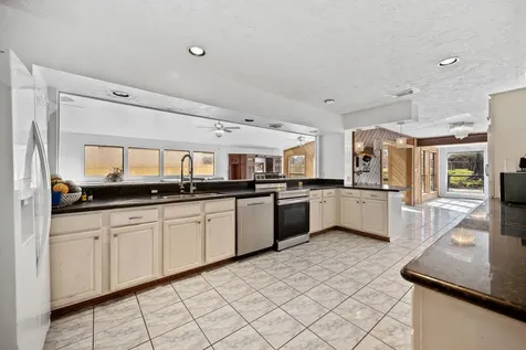20539 Atascocita Shores Drive Humble TX 77346
