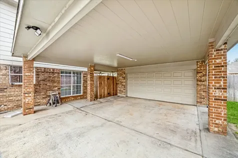 11207 Briscoe Lane Pearland TX 77584