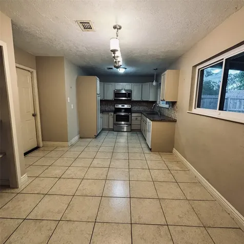 2902 19th Avenue N Texas City TX 77590