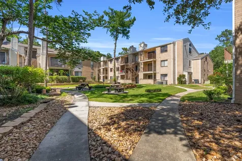 3500 Tangle Brush Drive 6 The Woodlands TX 77381