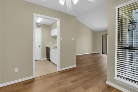 3500 Tangle Brush Drive 6 The Woodlands TX 77381