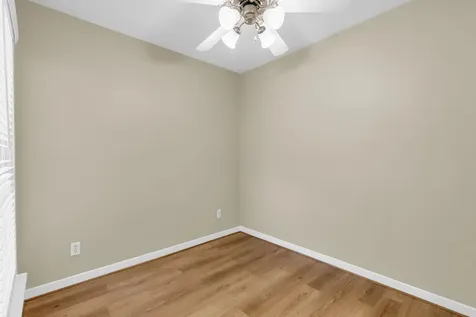 3500 Tangle Brush Drive 6 The Woodlands TX 77381