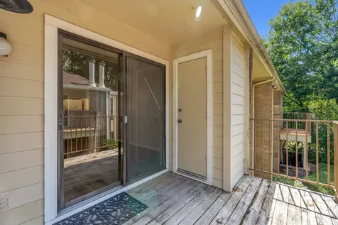 3500 Tangle Brush Drive 6 The Woodlands TX 77381
