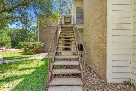 3500 Tangle Brush Drive 6 The Woodlands TX 77381