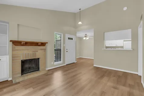 3500 Tangle Brush Drive 6 The Woodlands TX 77381
