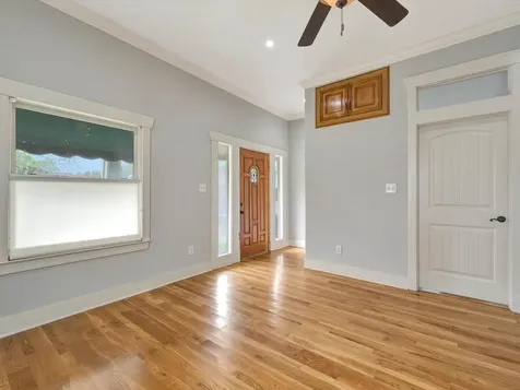 4628 Kermit Street Houston TX 77009