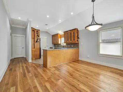 4628 Kermit Street Houston TX 77009
