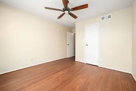 7575 Cambridge Street 1604 Houston TX 77054