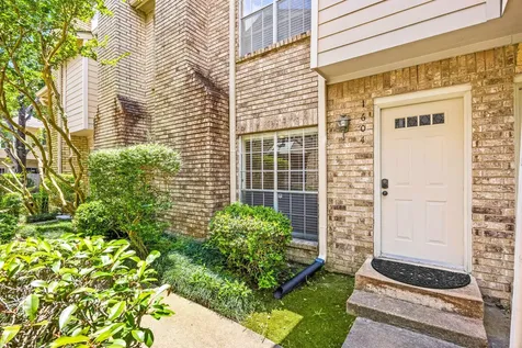 7575 Cambridge Street 1604 Houston TX 77054