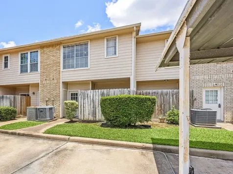 7575 Cambridge Street 1604 Houston TX 77054