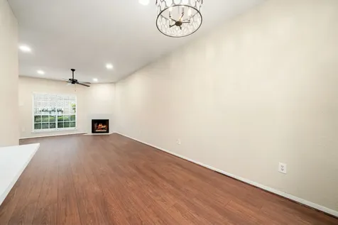 7575 Cambridge Street 1604 Houston TX 77054
