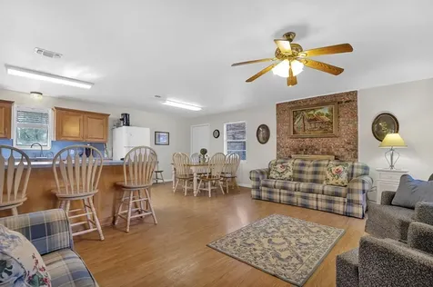 893 Capps Road Huntington TX 75949