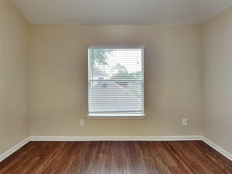 141 S Laguna Pointe Drive League City TX 77573