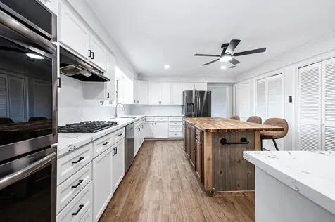 405 Karlis Drive Alvin TX 77511