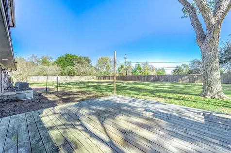 405 Karlis Drive Alvin TX 77511