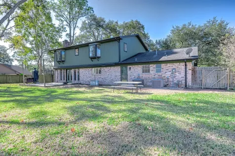 405 Karlis Drive Alvin TX 77511