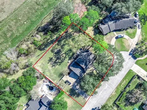 405 Karlis Drive Alvin TX 77511