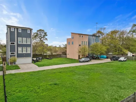 0 Eichwurzel Lot 6 Lane Houston TX 77009