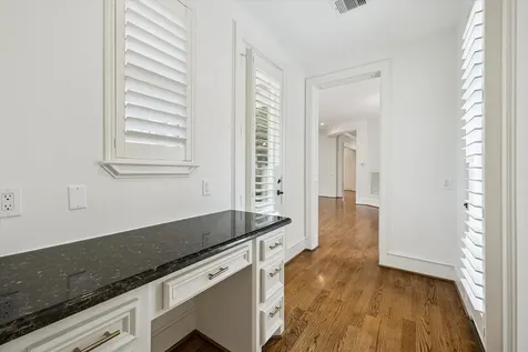 3917 Tennyson Street West University Place TX 77005