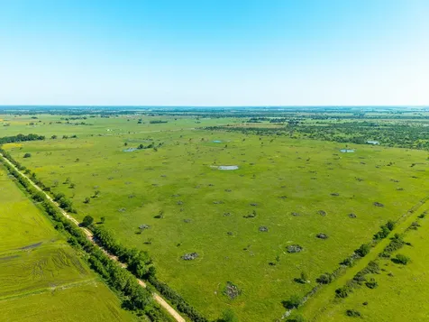 1929 Fm 2761 Cat Spring TX 78933