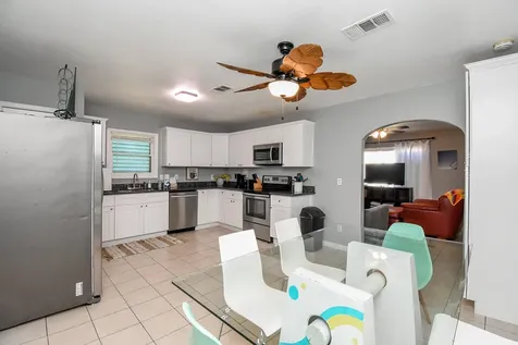 2209 Saladia Street Galveston TX 77551