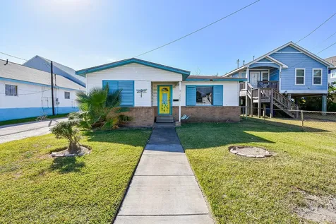 2209 Saladia Street Galveston TX 77551